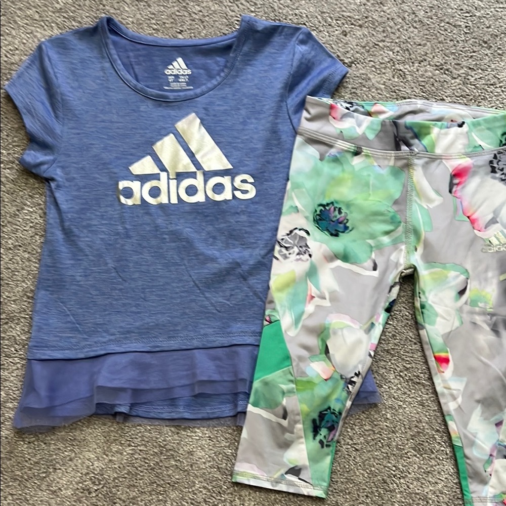 Adidas Purple Glitter Logo Tee and Floral Capri Leggings Set Size 4/4T